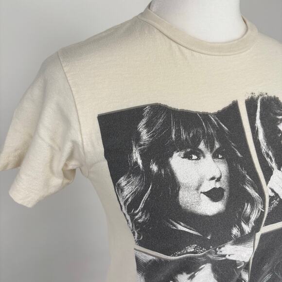 Taylor Swift The Eras Tour T-Shirt Size XS Graphic Tee Cotton Concert Merch - Picture 4 of 11